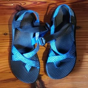 Chaco size womens 7 blue